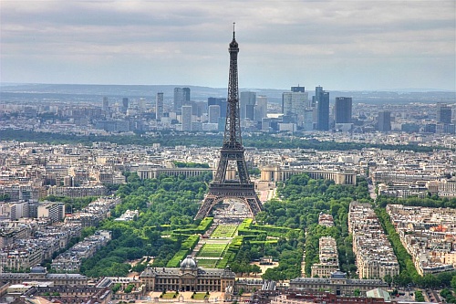 Paris Skyline Eiffel Tower (photo: Taylor Miles)